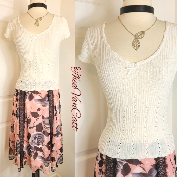 Betsey Johnson Tops - Betsey Johnson New York 🎀 vintage 90s y2k ribbon details cotton ribbed knit top